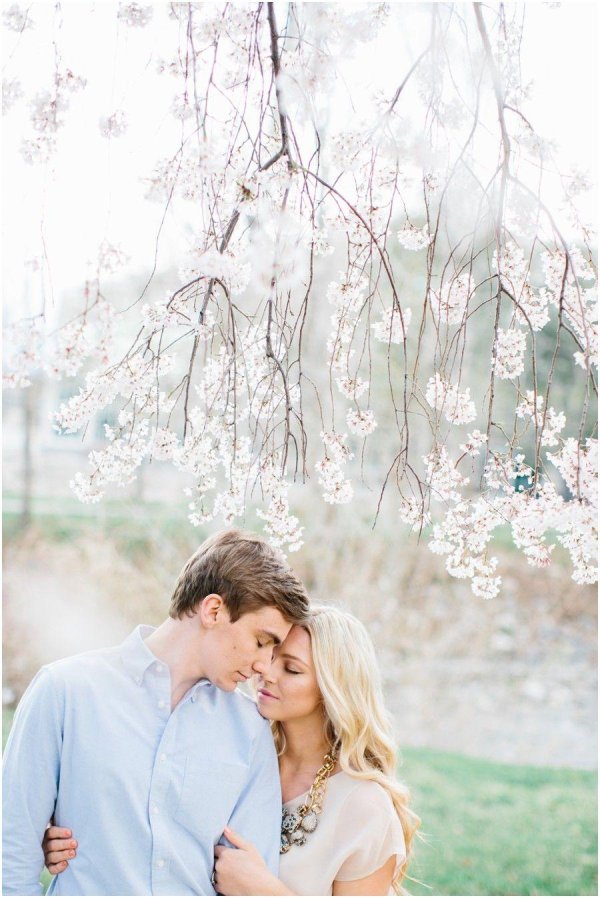 влюблённая весна