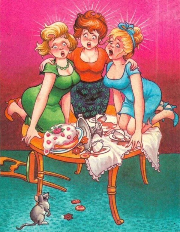 три девицы смешные