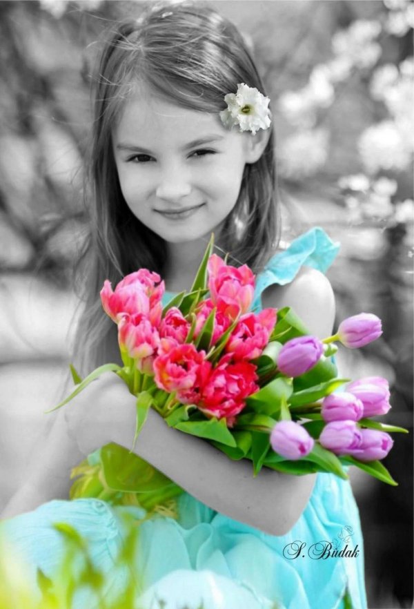 цветы девочке