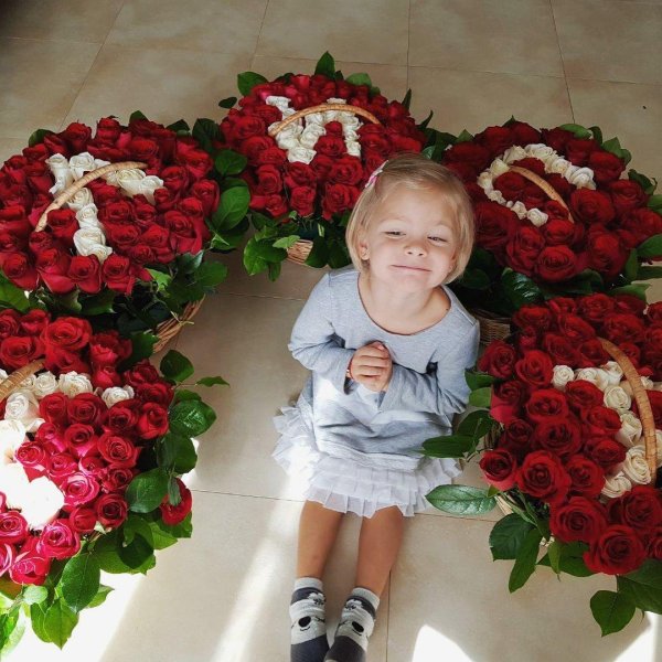 дочка тимати алиса