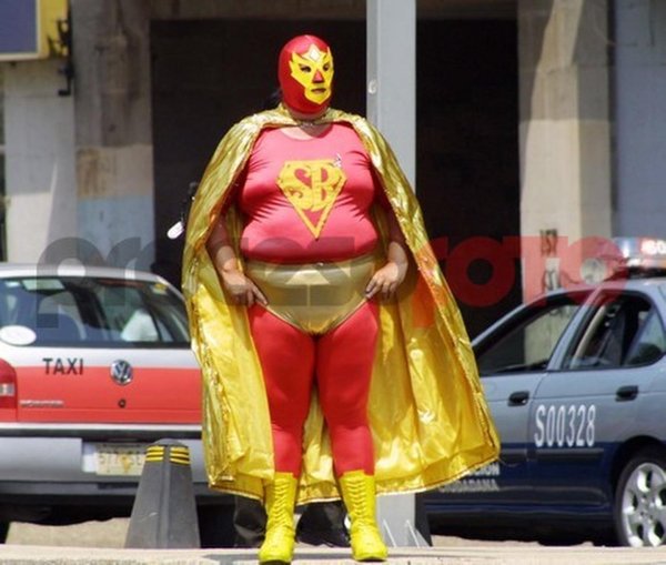 толстый супергерой