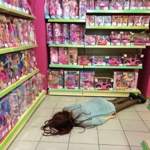 игрушка девушка