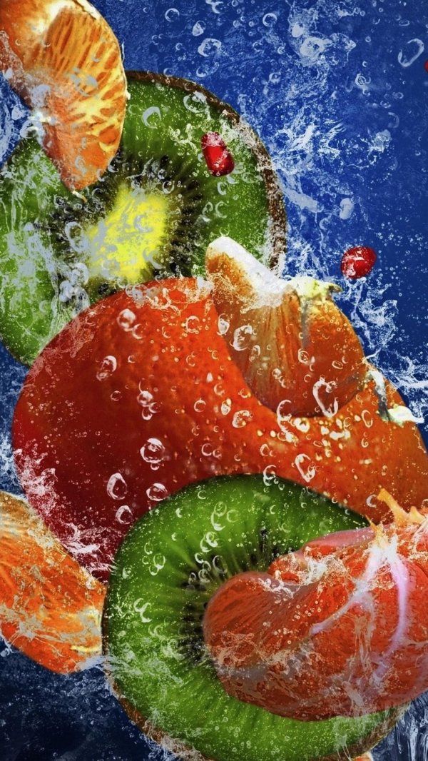 фрукты в воде
