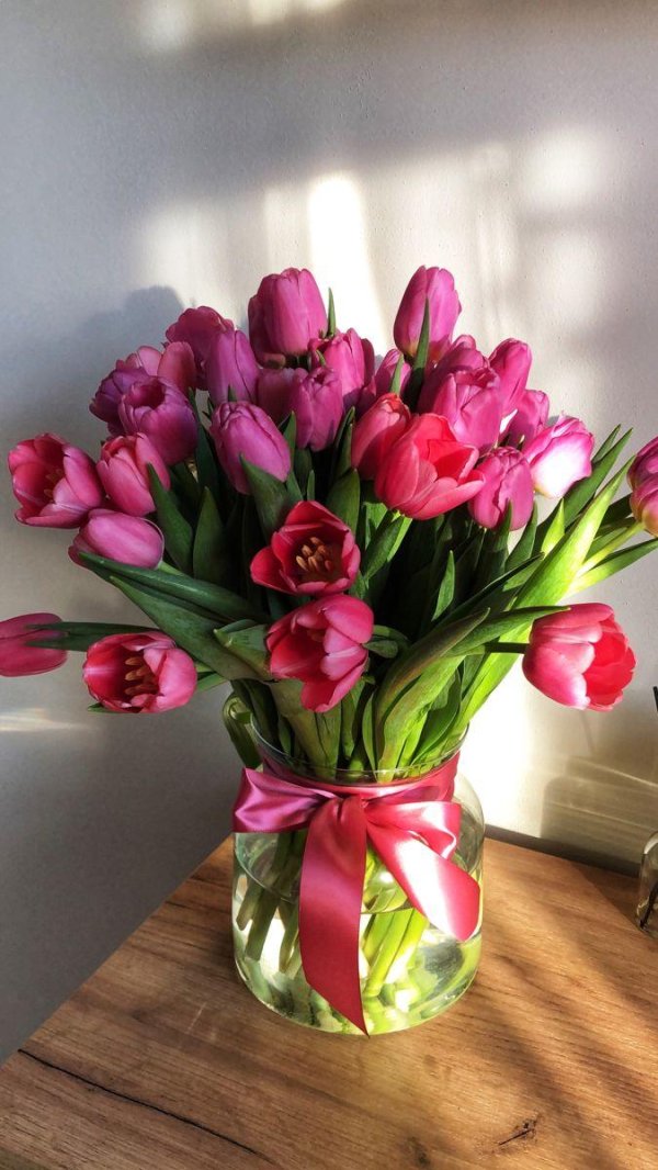 красивые букеты тюльпанов