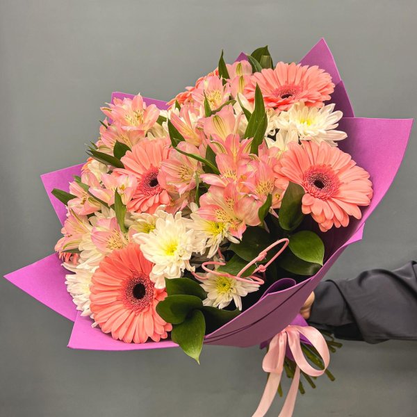 альстромерии букет