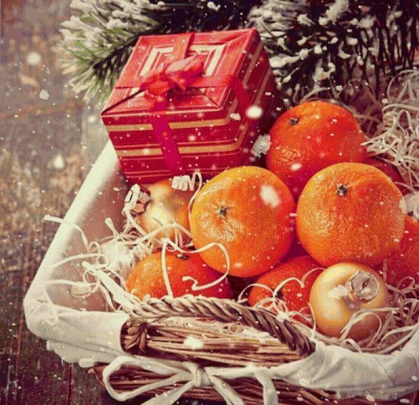 мандарины под елкой
