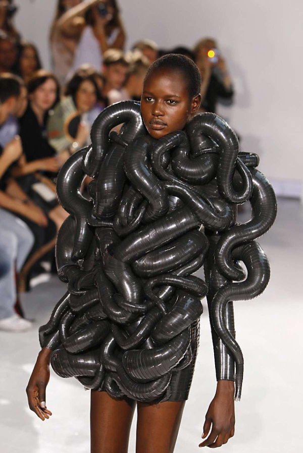 айрис ван херпен дизайнер