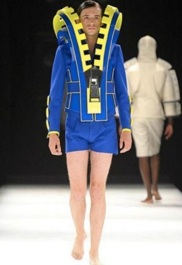 необычные костюмы