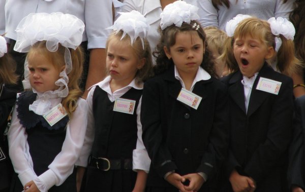 прическа первоклассника