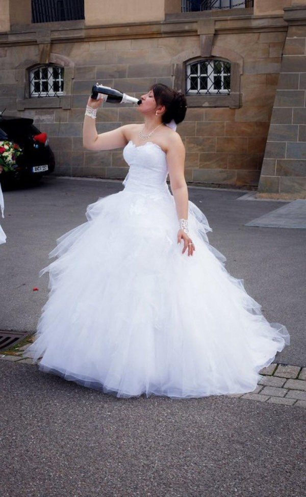 смешное свадебное платье