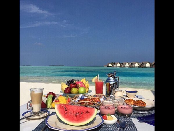 завтрак на мальдивах