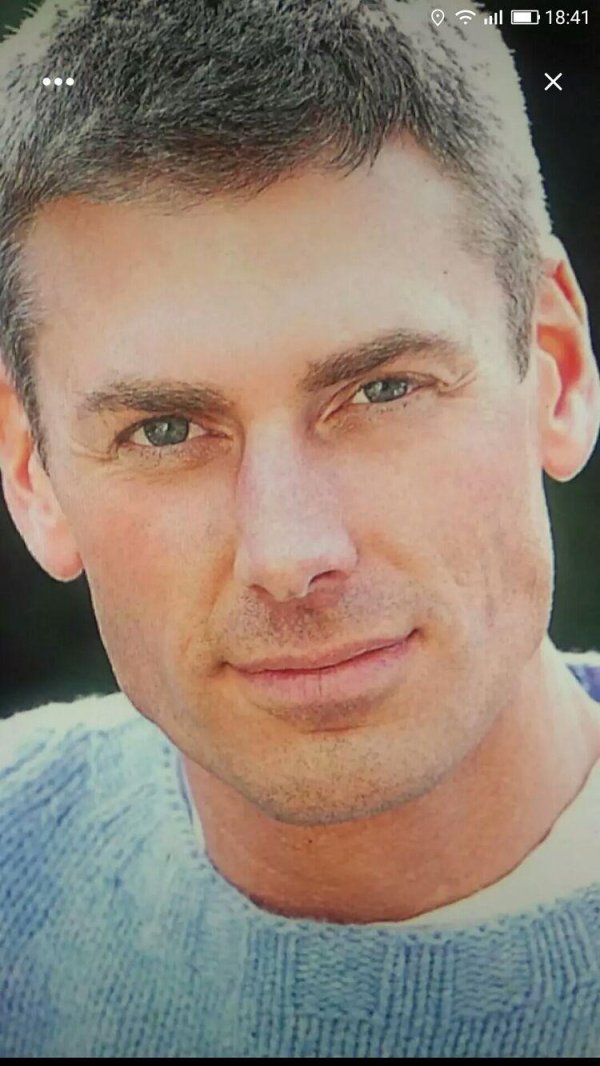 обычный мужчина