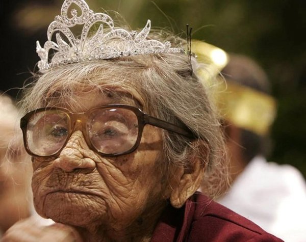 бабушка смешная