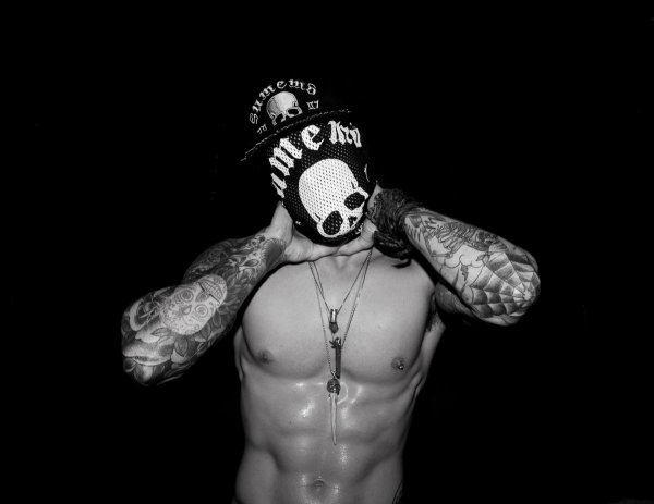 татуированные мужчины