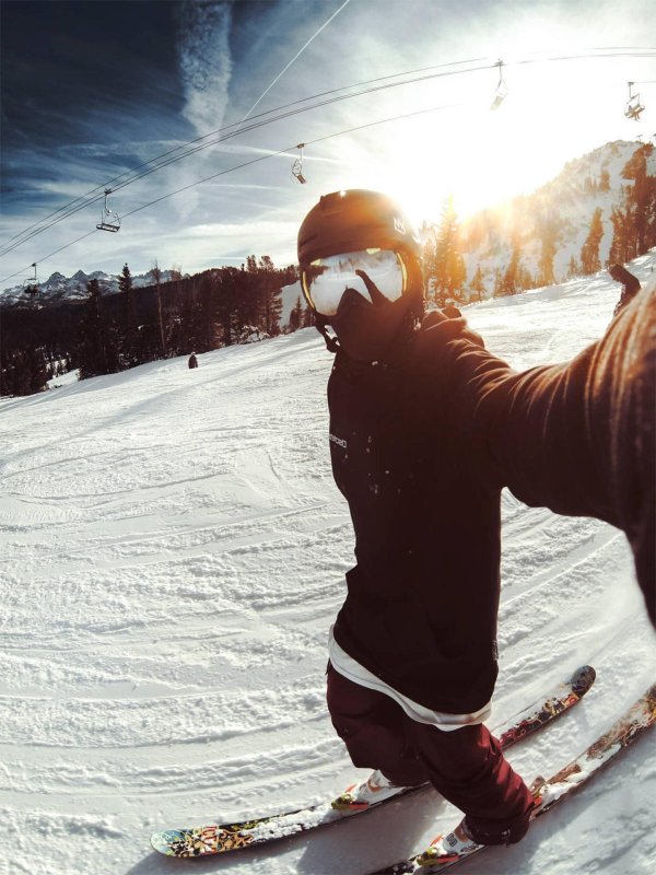 красивый сноубордист