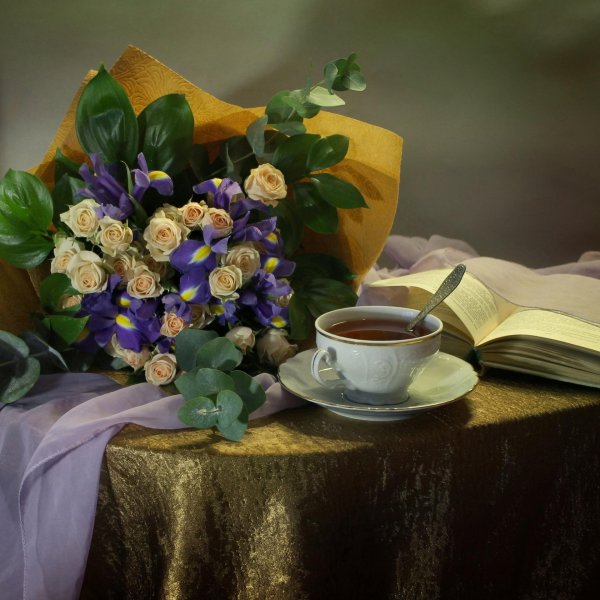 марина филатова фотонатюрморты ирисы