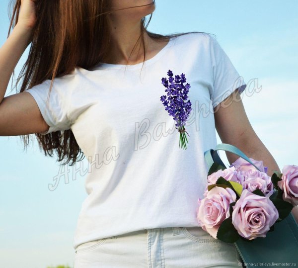 вышивка лаванда на футболках