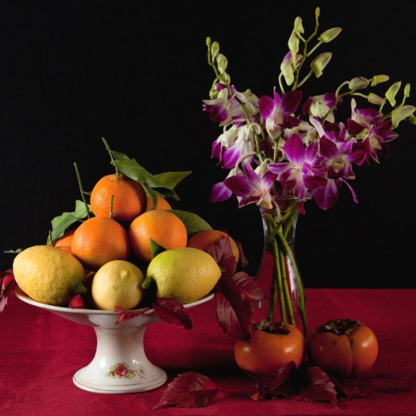 ваза с фруктами