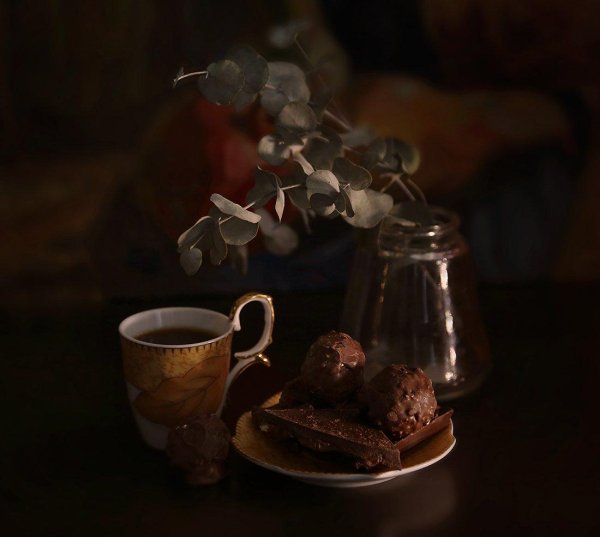 коричневый натюрморт