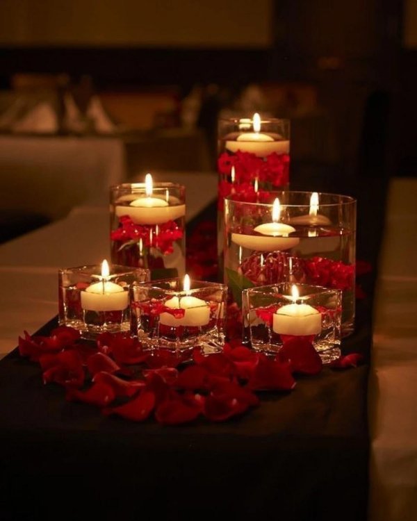 романтический столик