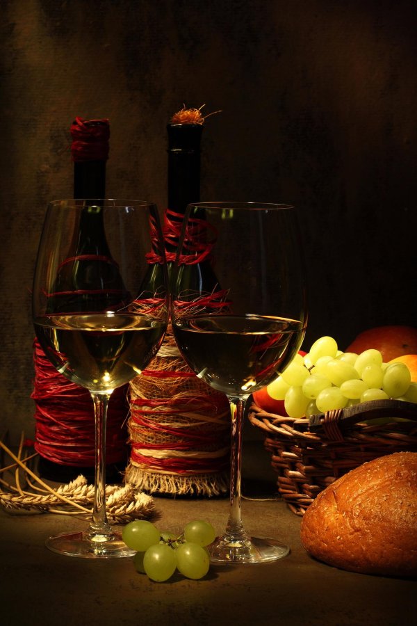 натюрморт вино