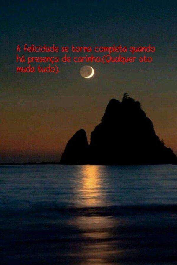 луна над морем