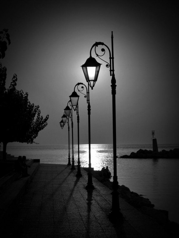 уличные фонари