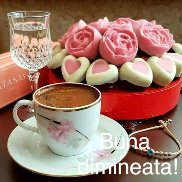 кофе и пирожное