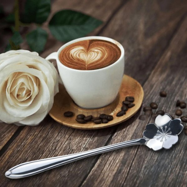 Кофе с цветами и пожеланиями