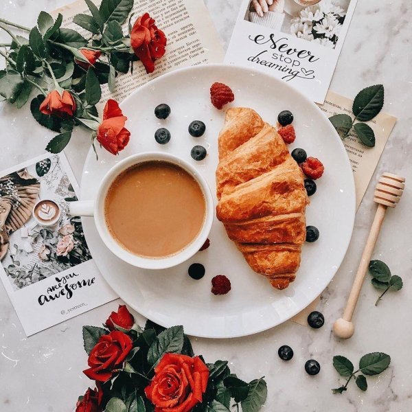 кофе круассан