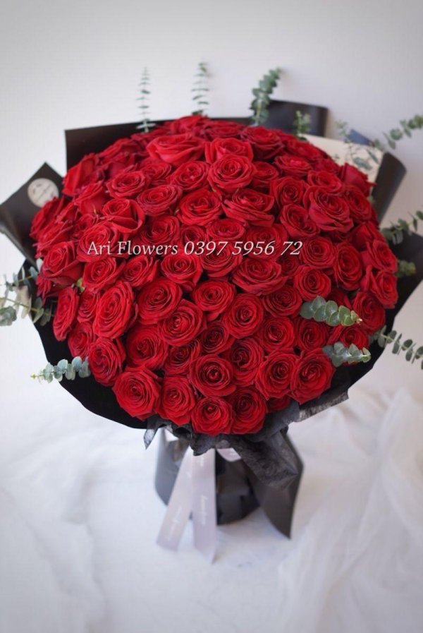 красные букеты