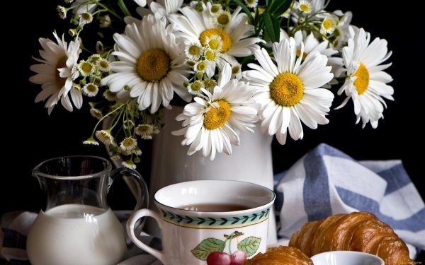 завтрак с цветами