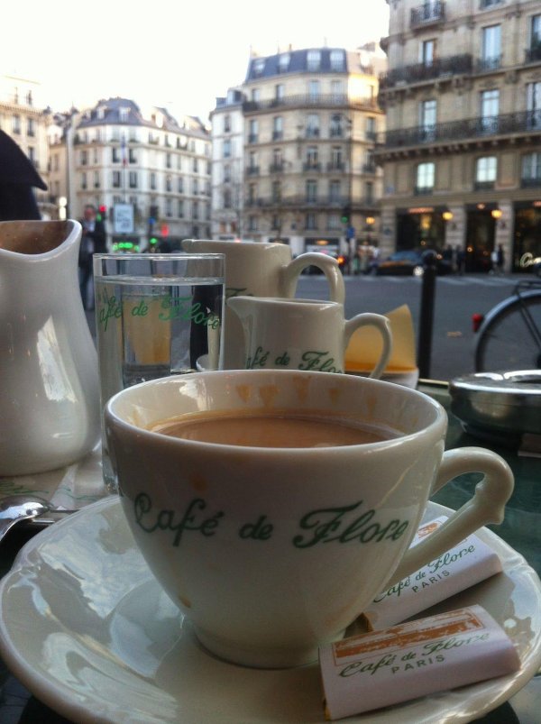 кафе де флер café de flore