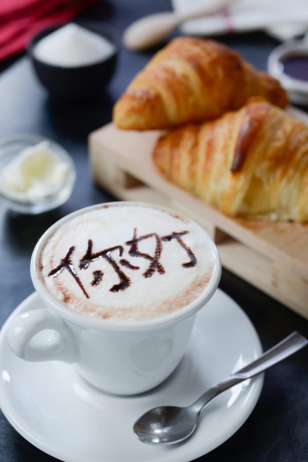 croissant and coffee