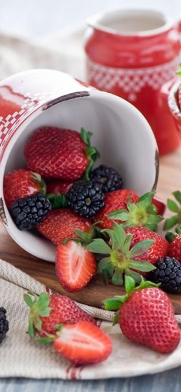 летние ягоды