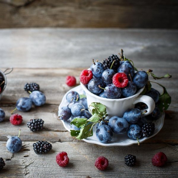 черника голубика ежевика