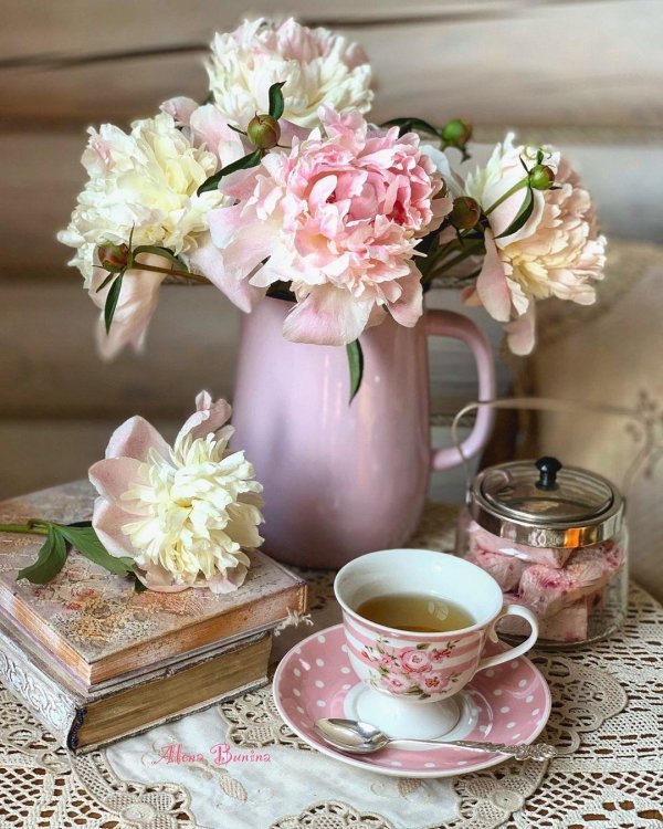 пионы и чай