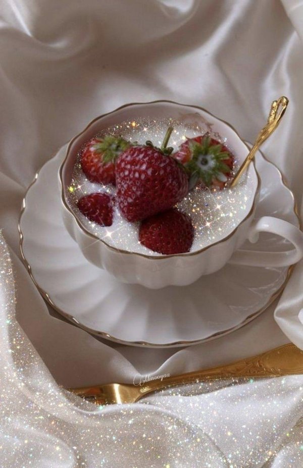 клубника со сливками