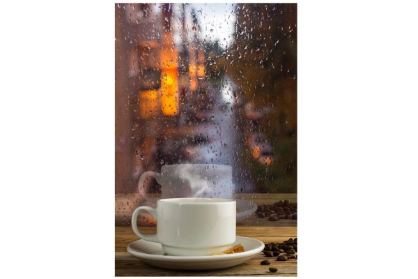 чашка кофе на окне