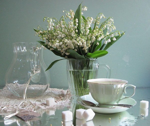 ваза для ландышей