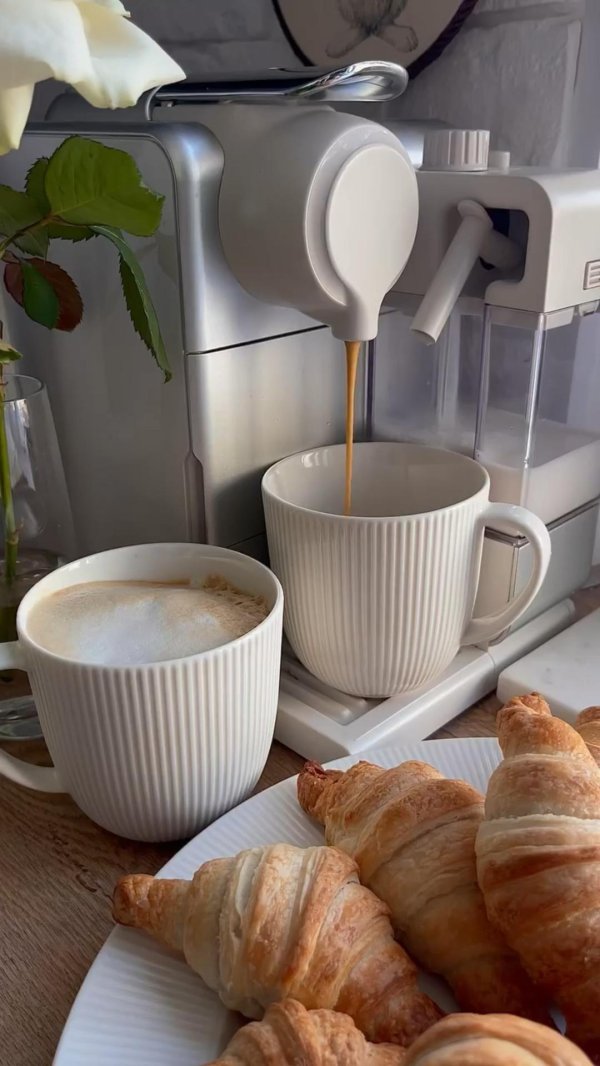 кофемашина капсульная delonghi en560b