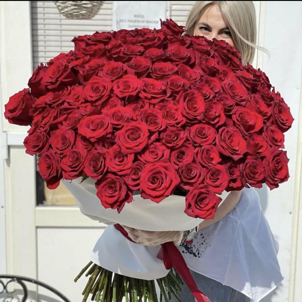 101 красная роза
