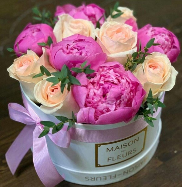 цветы в коробке