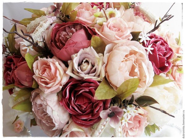 букет искусственных цветов для интерьера