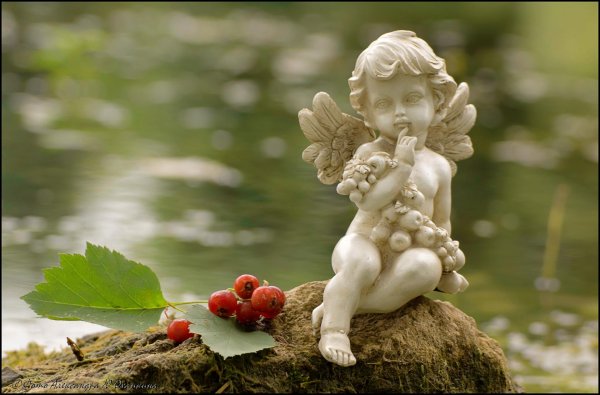 ангелочек скульптура