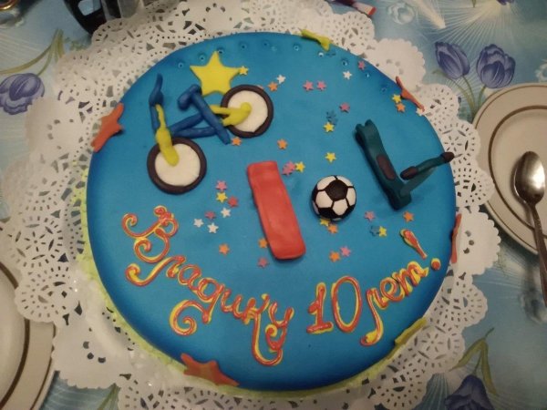 торт на спортивную тематику