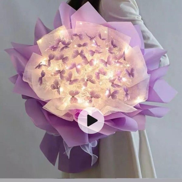 светящиеся букеты с бабочками