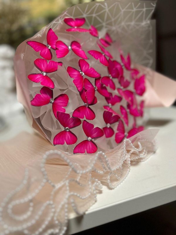 бабочка букет