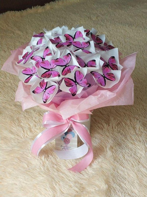 бабочка букет