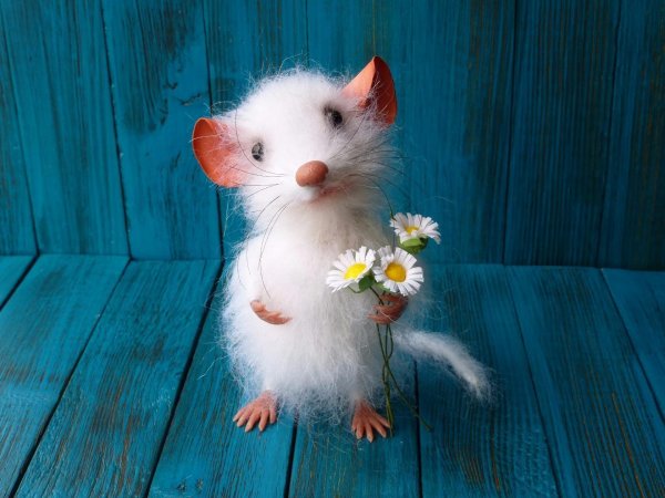 игрушка мышь